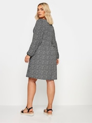 Yours Curve Black Ditsy Textured Midi Dress - Image 3 of 5