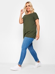 Yours Curve Brown Core Basic T-Shirts 3 Pack - Image 4 of 9