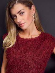 Red Short Sleeve Fluffy Top - Image 5 of 8