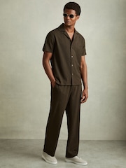 Reiss Dark Olive Green Hunt Textured Crepe Cuban Collar Shirt - Image 3 of 6
