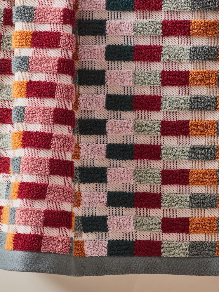 Multi Sketch 100% Cotton Towel - Image 2 of 2