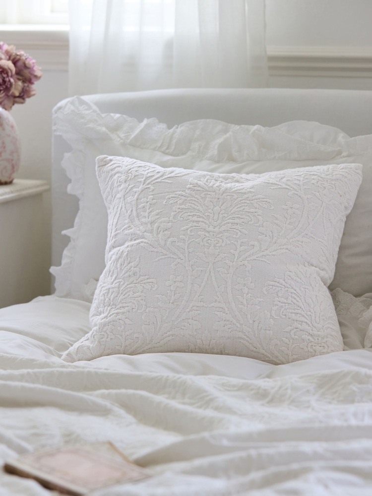 Shabby Chic by Rachel Ashwell® Cotton Textured Woven Cushion - Bild 1 von 5