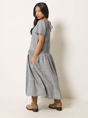 PixieGirl Petite Brushed Check Patchwork Maxi Dress - Bild 3 von 6