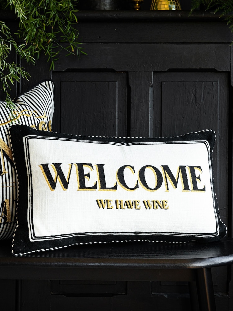 Подушка с надписью и вышивкой Rockett St George Welcome We Have Wine - Изображение 1 из 6