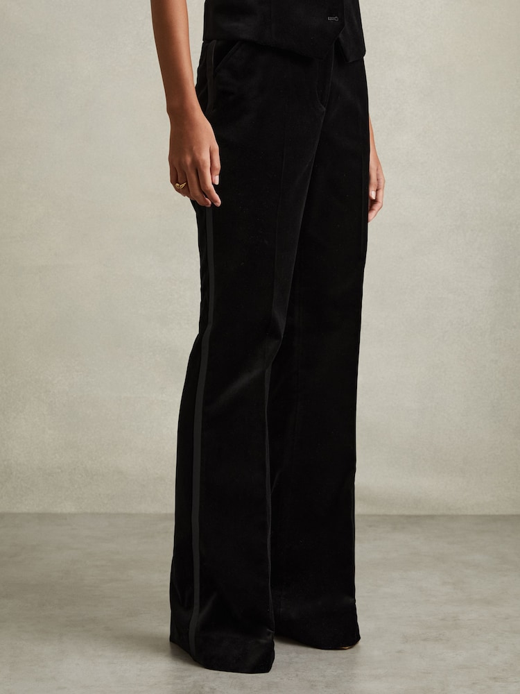 Reiss Black Parisa Petite Velvet Flared Suit Trousers - Image 1 of 7