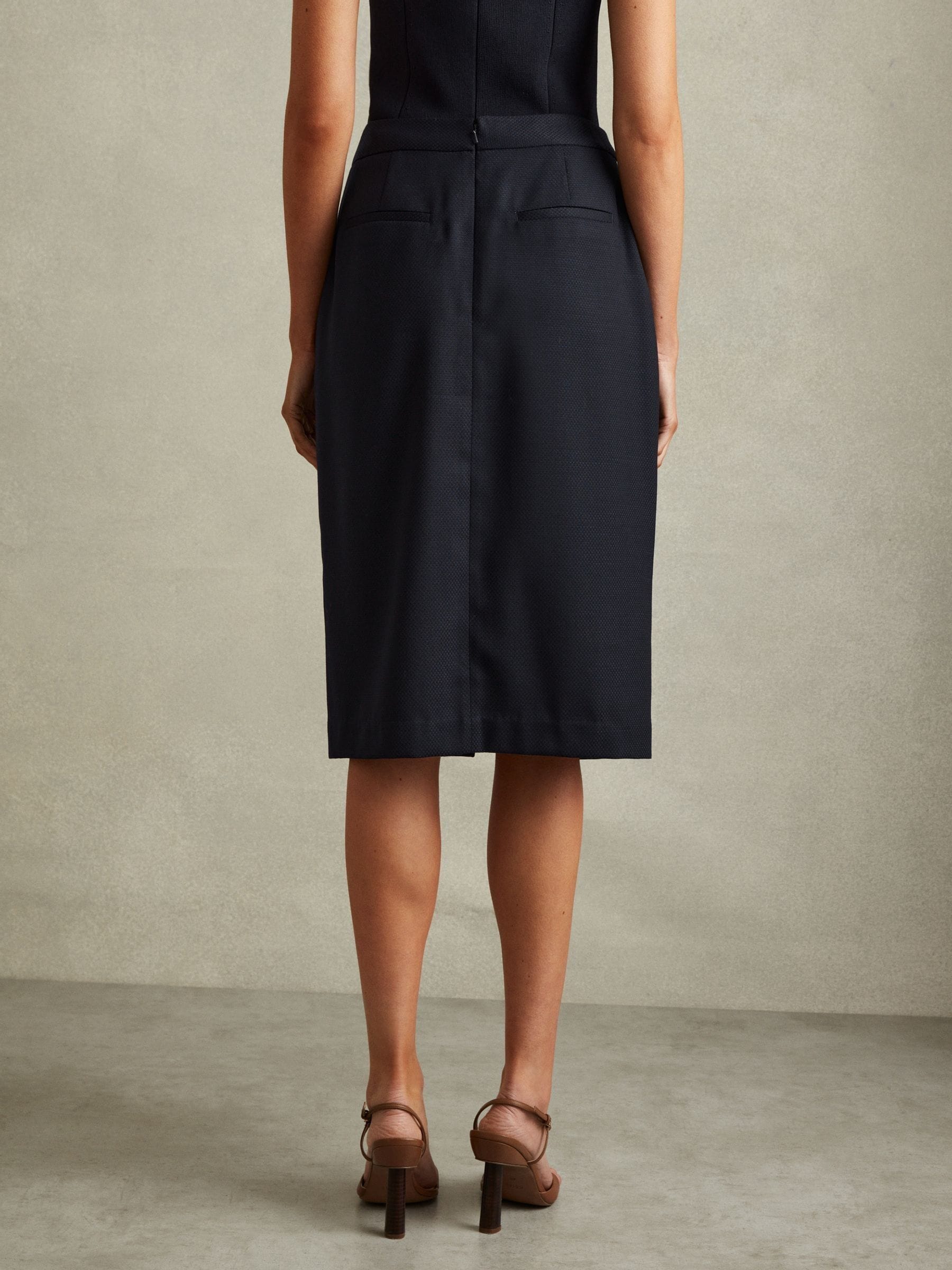 【海外限定】REISS☆スカートNavy Hallie Textured Pencil Midi Buy Reiss Navy Hallie Textured Pencil Midi Suit Skirt from