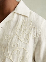Reiss White Sonny Linen Embroidered Cuban Collar Shirt - Image 3 of 5
