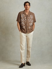 Reiss Tobacco Brown Sonny Linen Embroidered Cuban Collar Shirt - Image 3 of 6