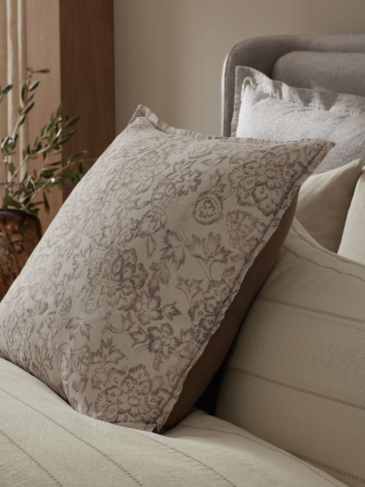 Natural N. Premium Floral Woodblock Cushion - Image 2 of 8