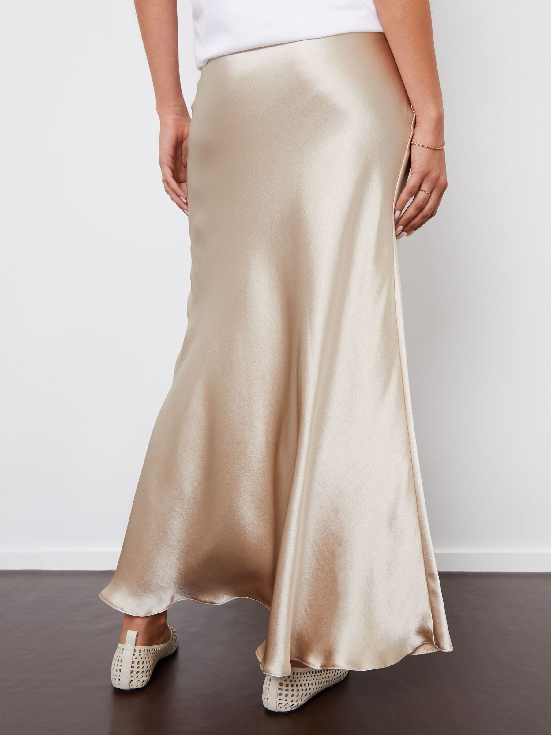 Mars Satin Skirt | Aritzia US