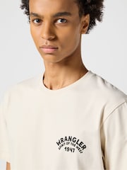 Wrangler Cream Back Print Graphic 100% Cotton T-Shirt - Image 4 of 6