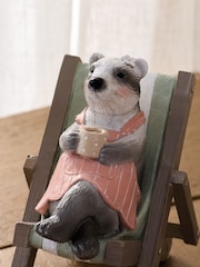 Natural Badger Mum in Deck Chair Ornament - Image 2 of 5