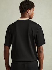 Reiss Off White/Navy Canyon Oversized Plisse Crew Neck T-Shirt - Image 4 of 6