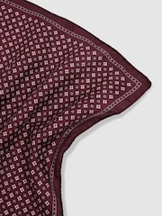 Reiss Bordeaux Pulcino Reversible Silk Pocket Square - Image 4 of 5