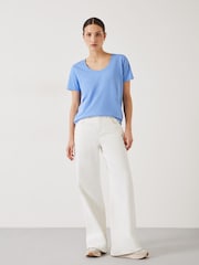 Azul claro - Hush Hari Scoop Neck Slub T-Shirt - Imagen 2 de 5