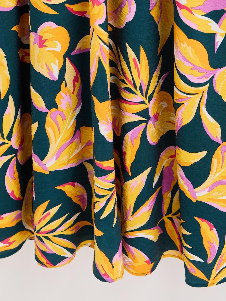 Oliver Bonas – Midikleid mit tropischem Floral Muster - Bild 6 von 6