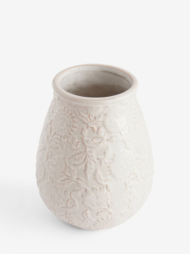 Cream Ceramic Vintage Embossed Vase - Image 4 of 5