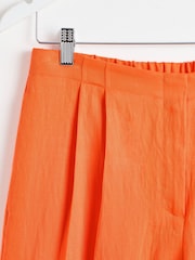 Koralle/Orange - Oliver Bonas – kurz geschnittene Plissehose - Bild 6 von 7