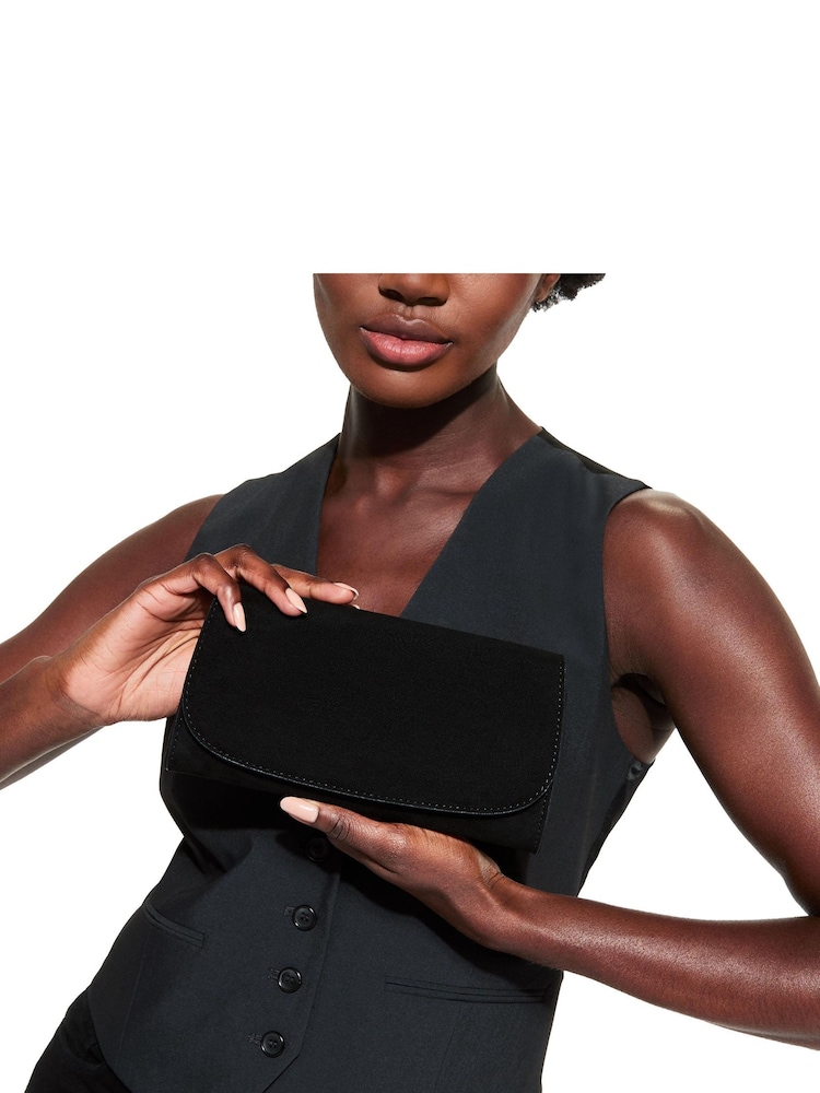 Ante negro - Bolso Blake de KG Kurt Geiger - Imagen 5 de 5 Ante negro - Bolso Blake de KG Kurt Geiger - Imagen 5 de 5