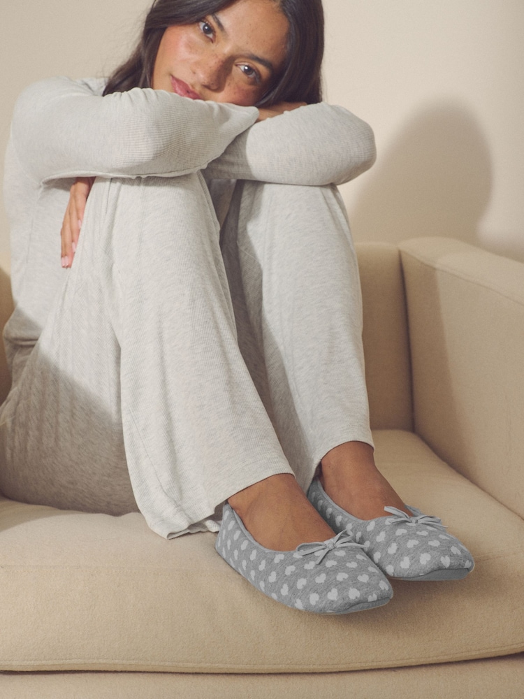 Gris - Pantuflas estilo bailarina - Imagen 1 de 9 Gris - Pantuflas estilo bailarina - Imagen 1 de 9