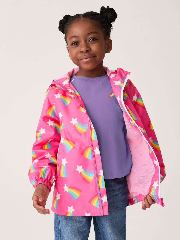 Rosa - Chaqueta impermeable tipo gabardina con diseño de arcoíris de Little Bird By Jools Oliver - Imagen 1 de 9 Rosa - Chaqueta impermeable tipo gabardina con diseño de arcoíris de Little Bird By Jools Oliver - Imagen 1 de 9