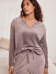 Bath & Body Works Mink Brown Fleece Top - Image 3 of 8
