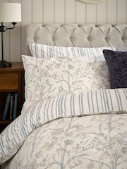 Laura Ashley 100% Cotton Fennelton Duvet Cover and Pillowcase Set - Изображение 3 из 9