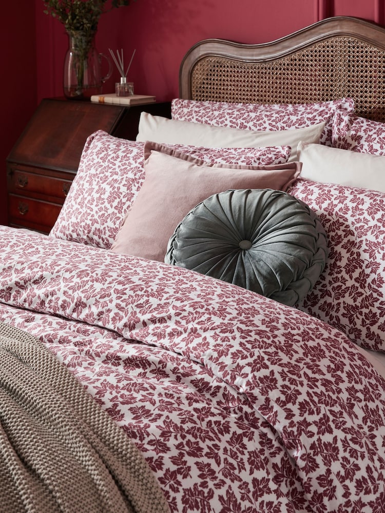 Laura Ashley 100% Cotton Hargate Leaves Duvet Cover and Pillowcase Set - Изображение 2 из 6