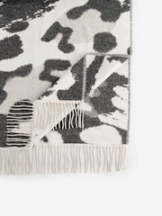 Black/White Midweight Scarf - Image 3 of 7