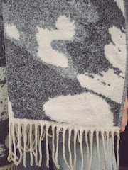 Black/White Midweight Scarf - Image 4 of 7