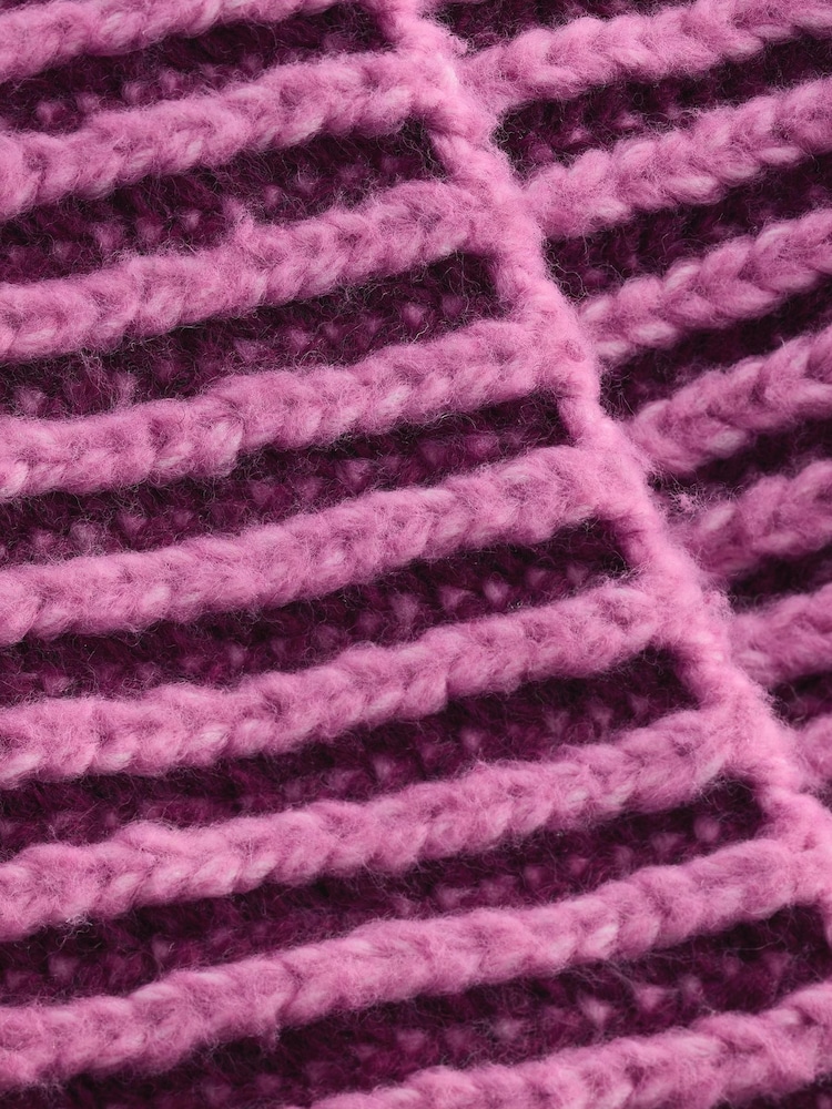 Pink/Red Knitted Beanie Hat - Image 7 of 7