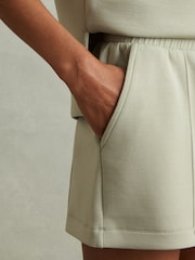 Reiss Sage Joanna Drawstring Jersey Shorts - Image 4 of 6