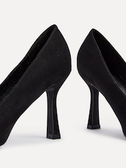 Linzi Black Colette Squared Toe Stiletto Closed Toe Court Heels - Image 5 of 5