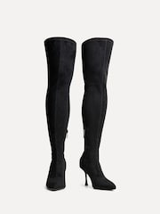 Linzi Laney Stretch-Stiefel mit hohem Schaft und Stiletto-Absatz - Bild 4 von 6