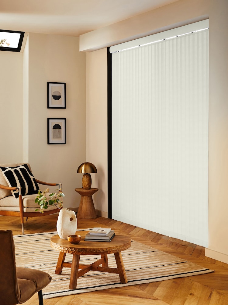 Cream Picce Blackout Made to Measure Vertical Blinds - Image 2 of 8
