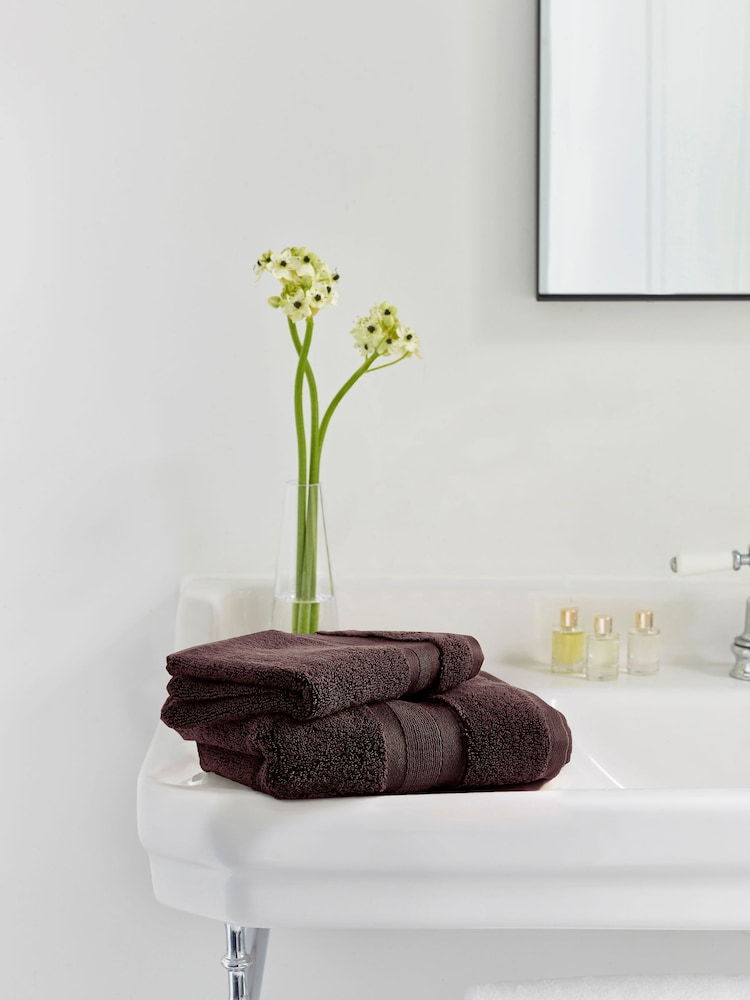 Jasper Conran London Chocolate Zero Twist Lightweight Soft Fast Drying 100% Cotton Towel - Image 2 of 5