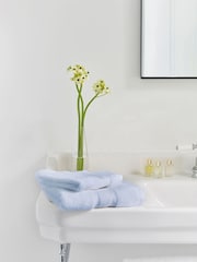 Jasper Conran London Pale Blue Zero Twist Lightweight Soft Fast Drying 100% Cotton Towel - Image 2 of 5