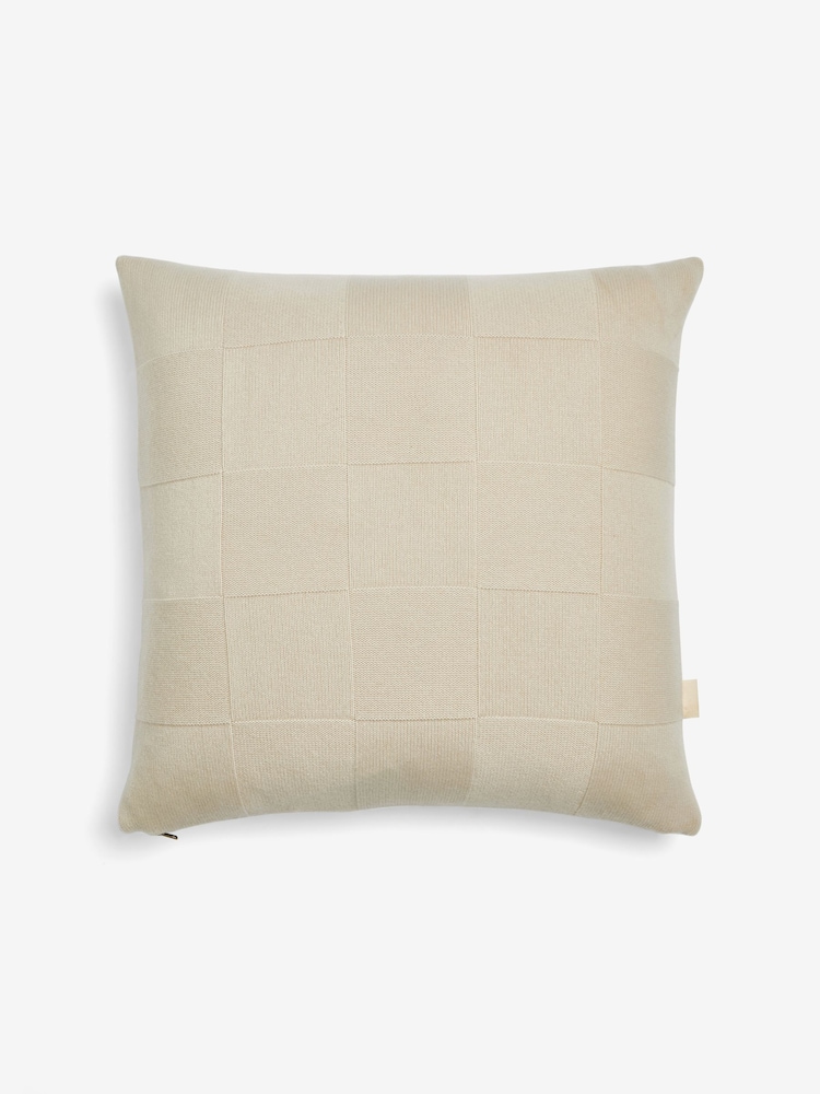 N. Premium Knitted Wool Cushion - Image 5 of 6