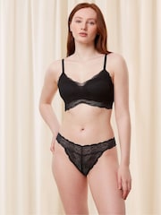 Triumph Lift Smart Bra - Image 1 of 5