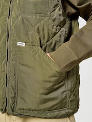 Зеленый - Wrangler Elavated Quilted Vest Gilet - Изображение 5 из 6
