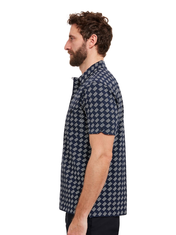 Sealskinz Blue Walsoken Short Sleeve UV Protection Wave Print Shirt - Image 2 of 6