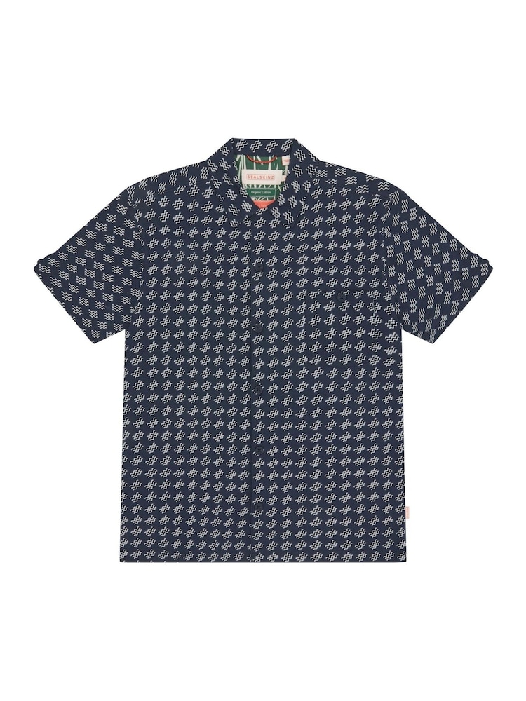 Sealskinz Blue Walsoken Short Sleeve UV Protection Wave Print Shirt - Image 6 of 6 Sealskinz Blue Walsoken Short Sleeve UV Protection Wave Print Shirt - Image 6 of 6