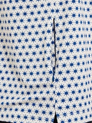 Sealskinz Cream Walsoken Short Sleeve UV Protection Sun Print Shirt - Image 4 of 4