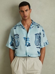 Reiss Soft Blue/Airforce Blue Babylon Relaxed Floral Print Cuban Collar Shirt - Image 1 of 4