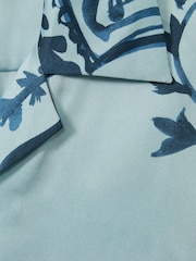 Reiss Soft Blue/Airforce Blue Babylon Relaxed Floral Print Cuban Collar Shirt - Image 4 of 4
