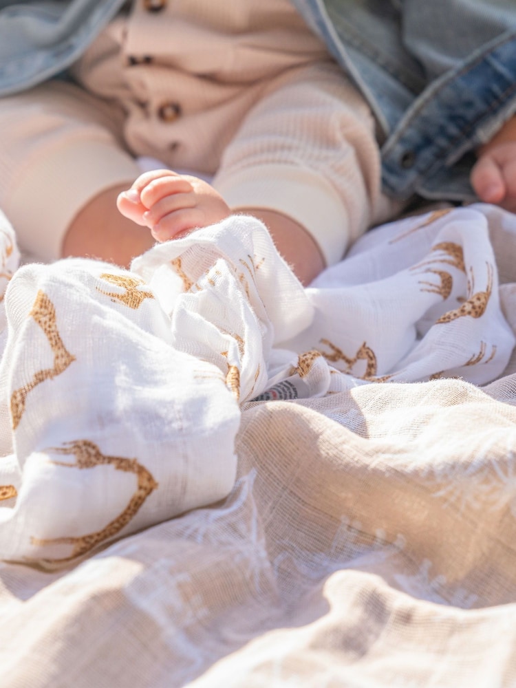 aden + anais Large Blankets 100% Cotton Safari Dream Muslins 4 Pack - Image 3 of 4