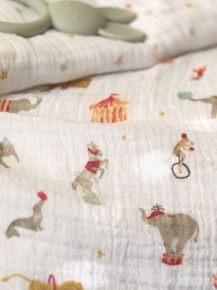 aden + anais Essentials 100% Cotton Elephant Circus Muslins Blankets 2 Pack - Image 2 of 2