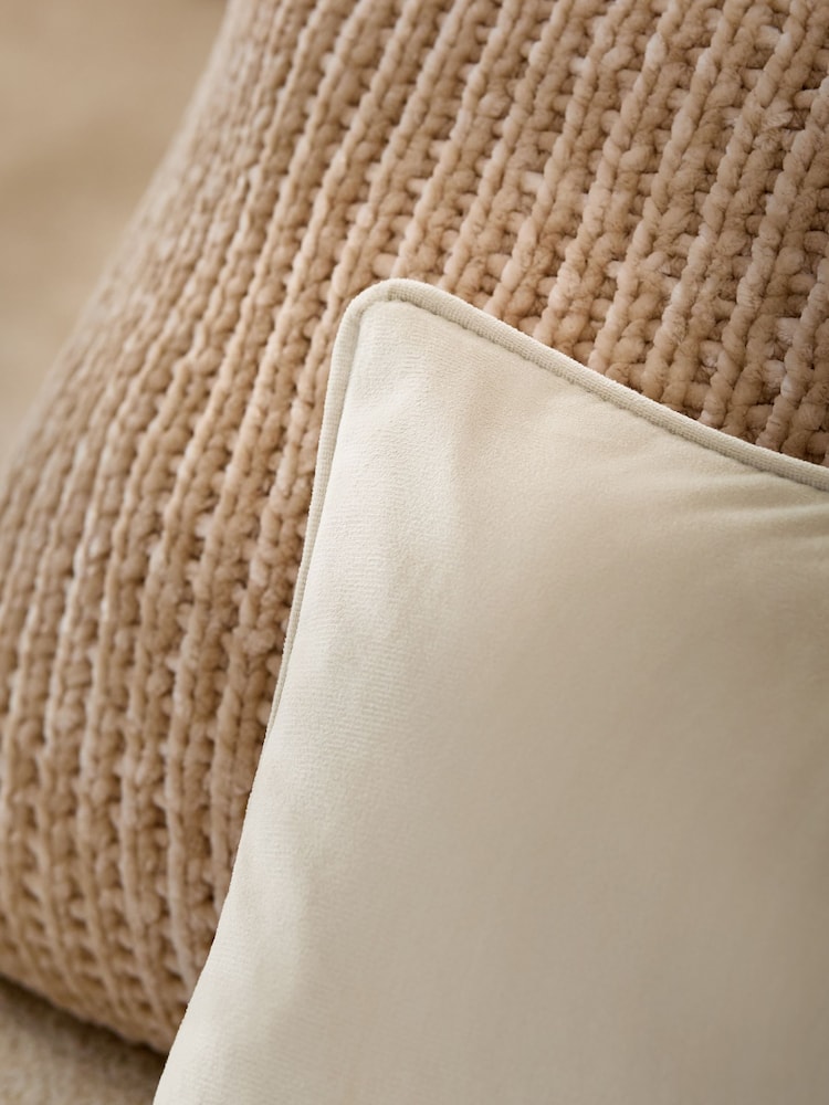 Natural 30 x 40cm Matte Velvet Cushion - Image 2 of 5