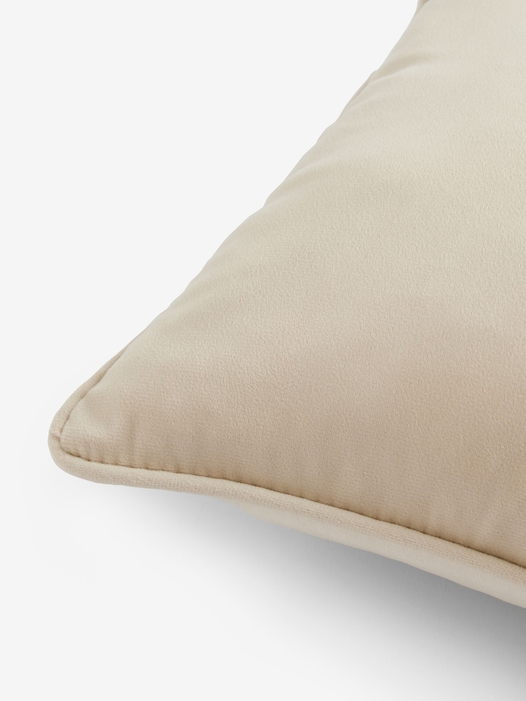 Natural 30 x 40cm Matte Velvet Cushion - Image 5 of 5