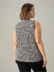 Live Unlimited Black Curve Mono Leaf Print Plissé Vest - Image 3 of 3